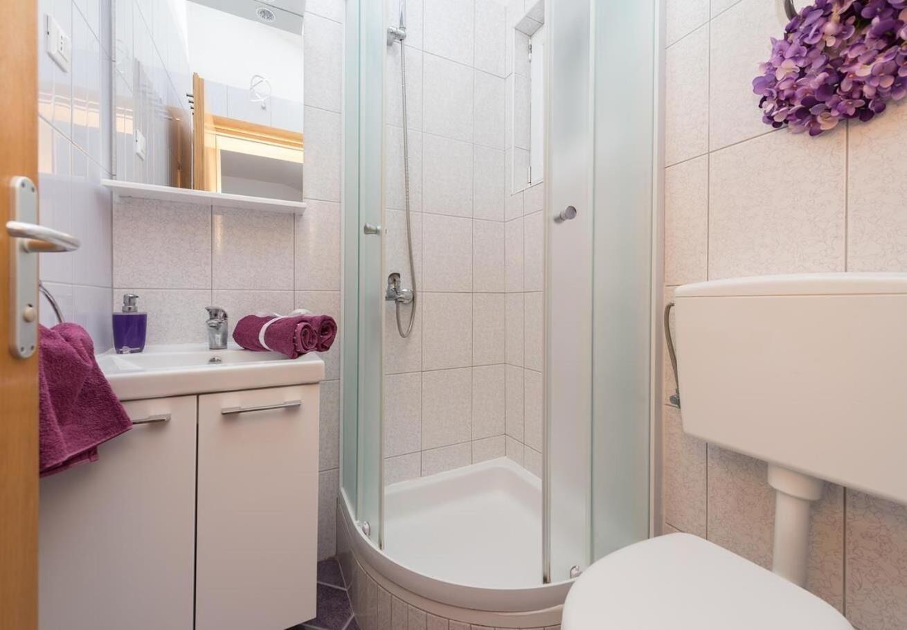דרזניצה Apartments Ivi - 100 M From Pebble Beach מראה חיצוני תמונה