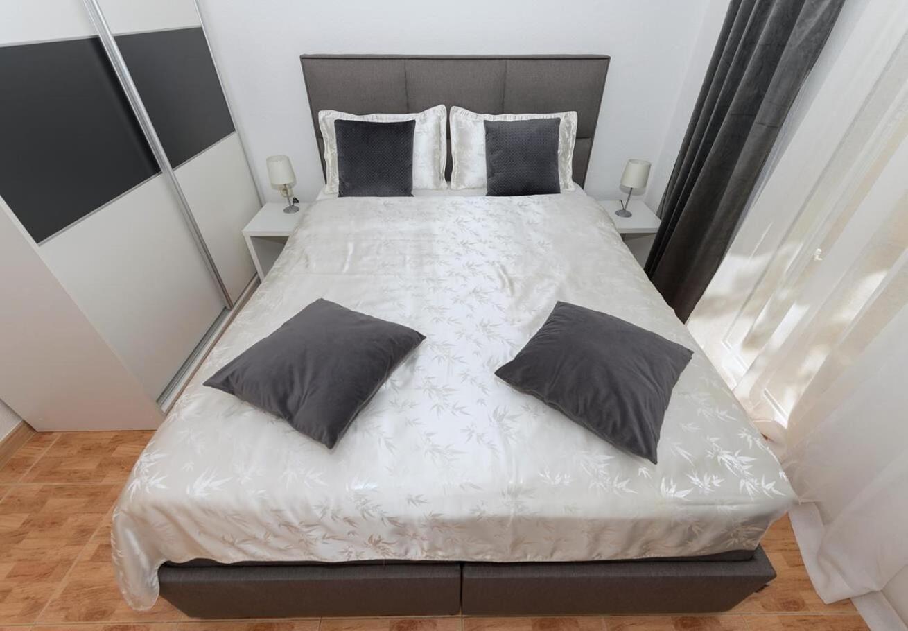 דרזניצה Apartments Ivi - 100 M From Pebble Beach מראה חיצוני תמונה