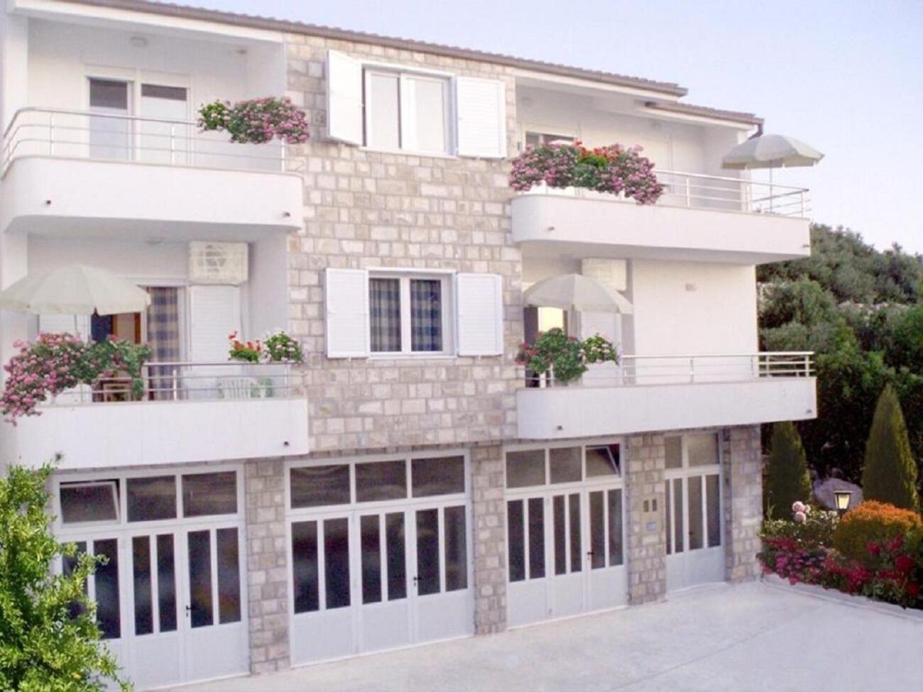 דרזניצה Apartments Ivi - 100 M From Pebble Beach מראה חיצוני תמונה